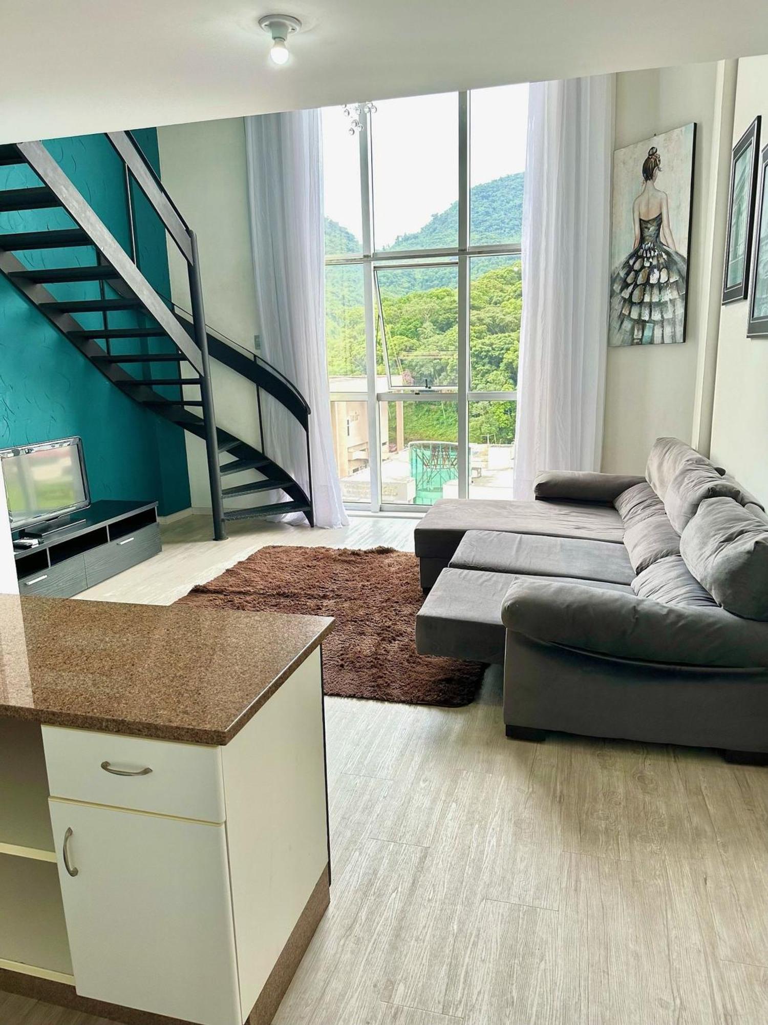 הוילה Jaraguá do Sul Saint Sebastian Flat 603- Com Hidro! Ate 3 Pessoas, Duplex, No Centro מראה חיצוני תמונה